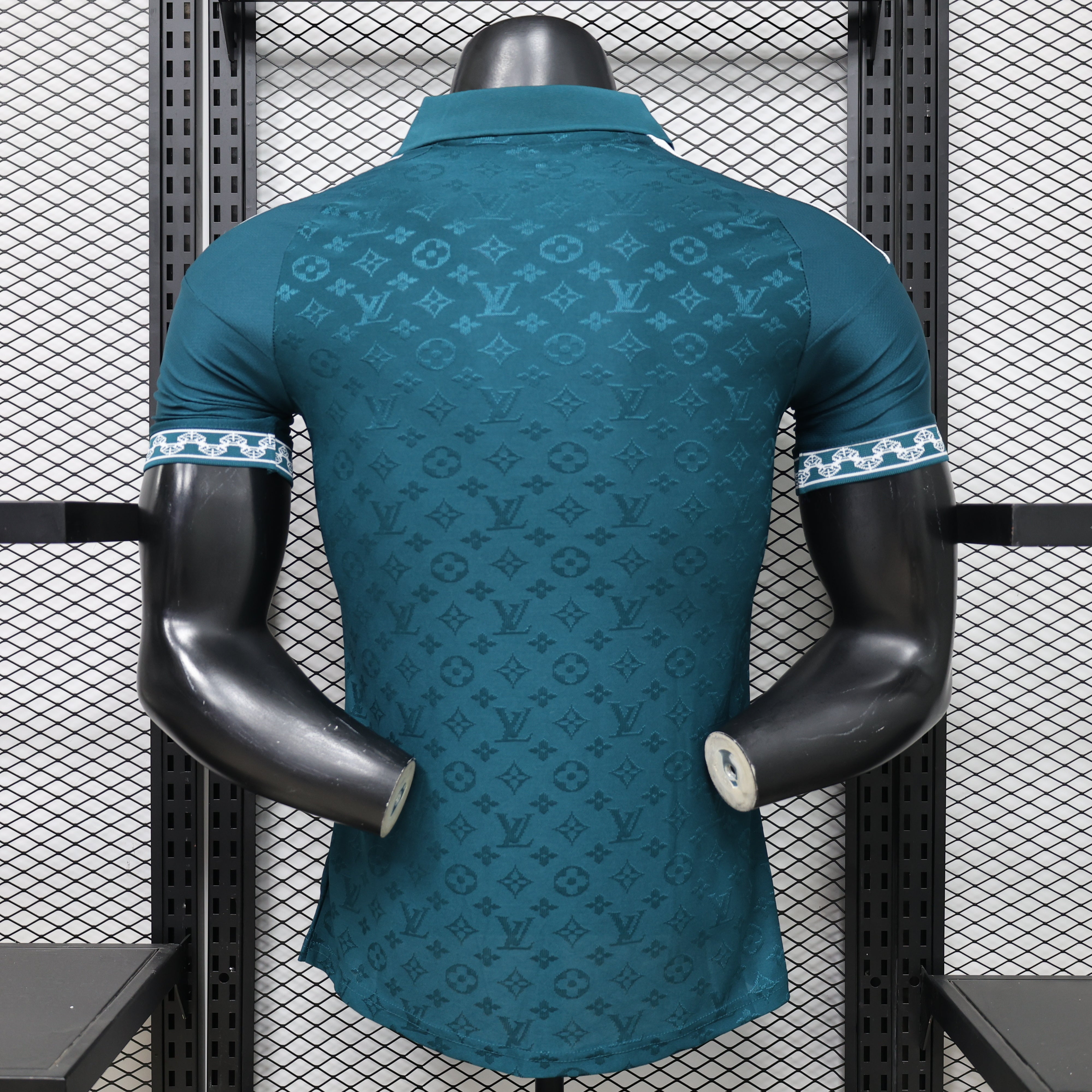 2026-27 Real Madrid L-V POLO Player Version