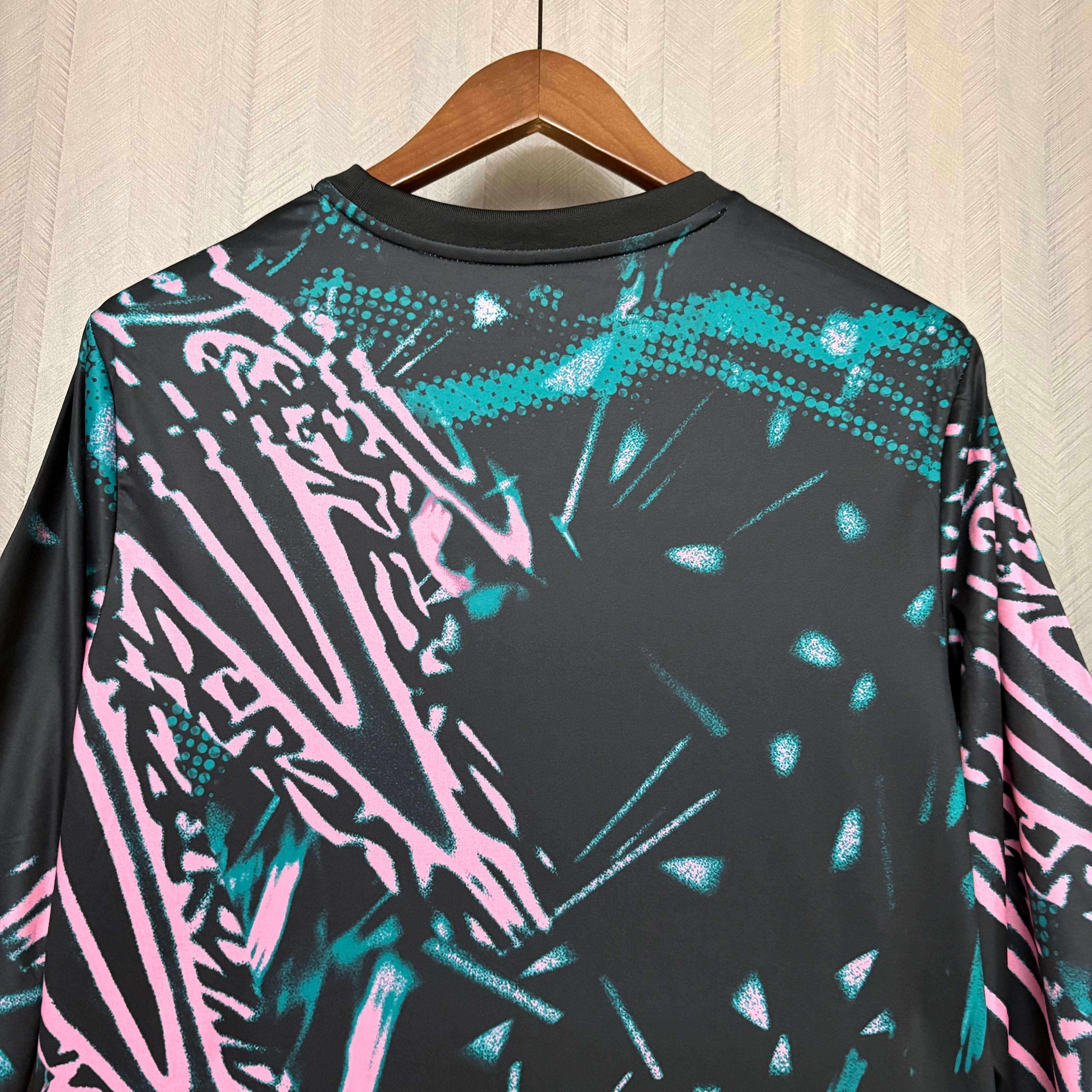 2026-27 Liverpool Special long sleeve