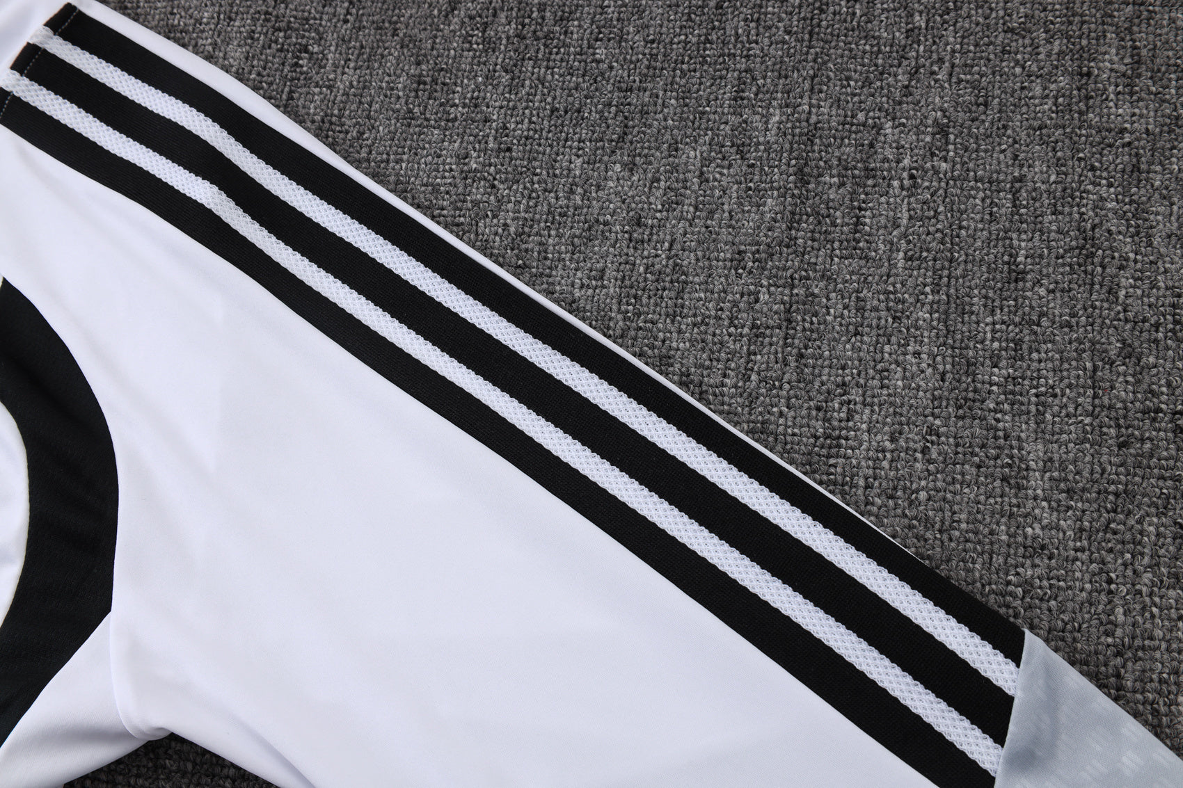 2026-27 Real Madrid White-Gray Training Suit