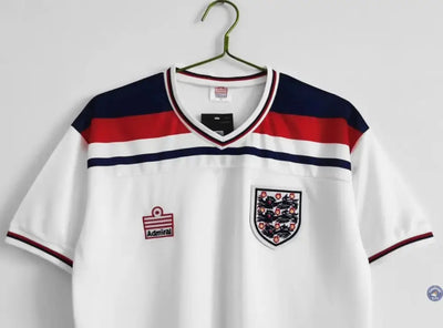 Angleterre 1982 Domicile