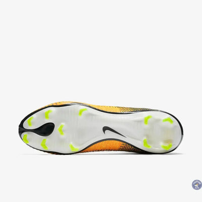 Mercurial Superfly 5 FG Lock in. Let loose. - Orange/Noir/Blanc
