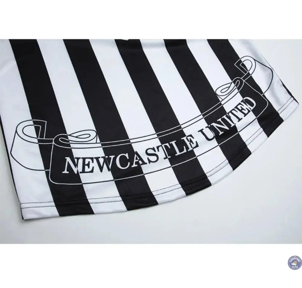 Newcastle 1997/98 Domicile