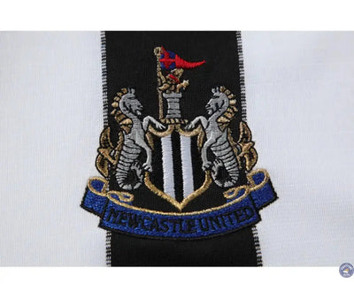 Newcastle 2000/01 Domicile