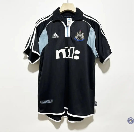 Newcastle 2000/01 Extérieur