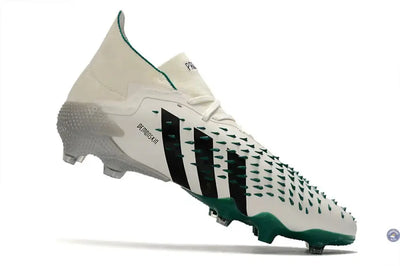 Predator Freak .1 Low FG Equipment - Blanc/Noir/Vert ÉDITION LIMITÉE
