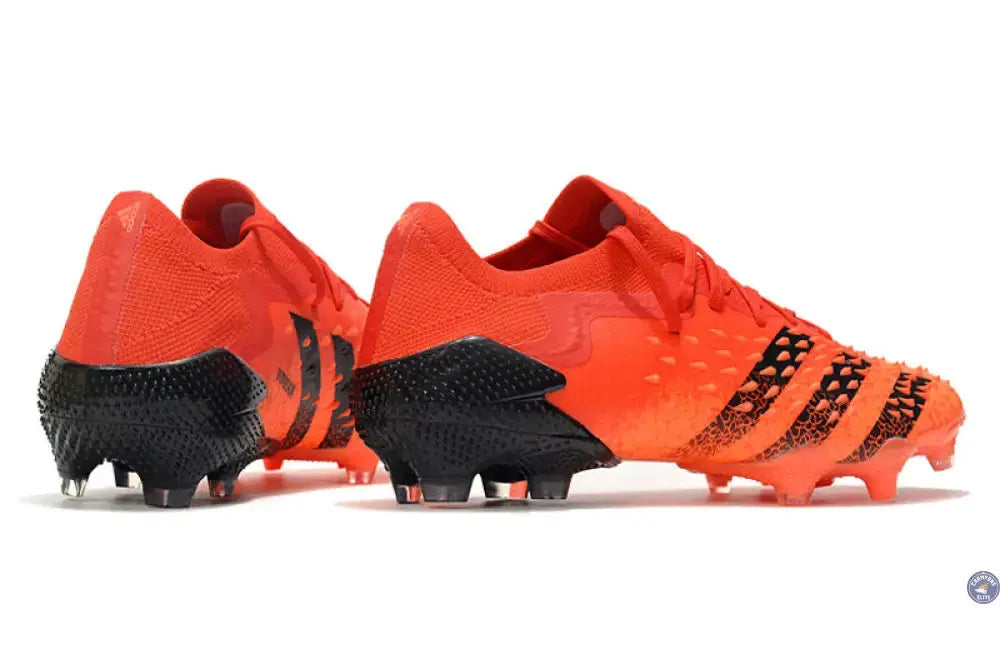 Predator Freak Basse Lacets FG - Rouge/Noir/Orange