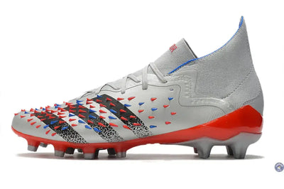 Predator Freak Lacets FG Showpiece - Argenté/Noir/Rouge