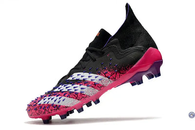 Predator Freak Lacets FG Superspectral - Noir/Blanc/Rose