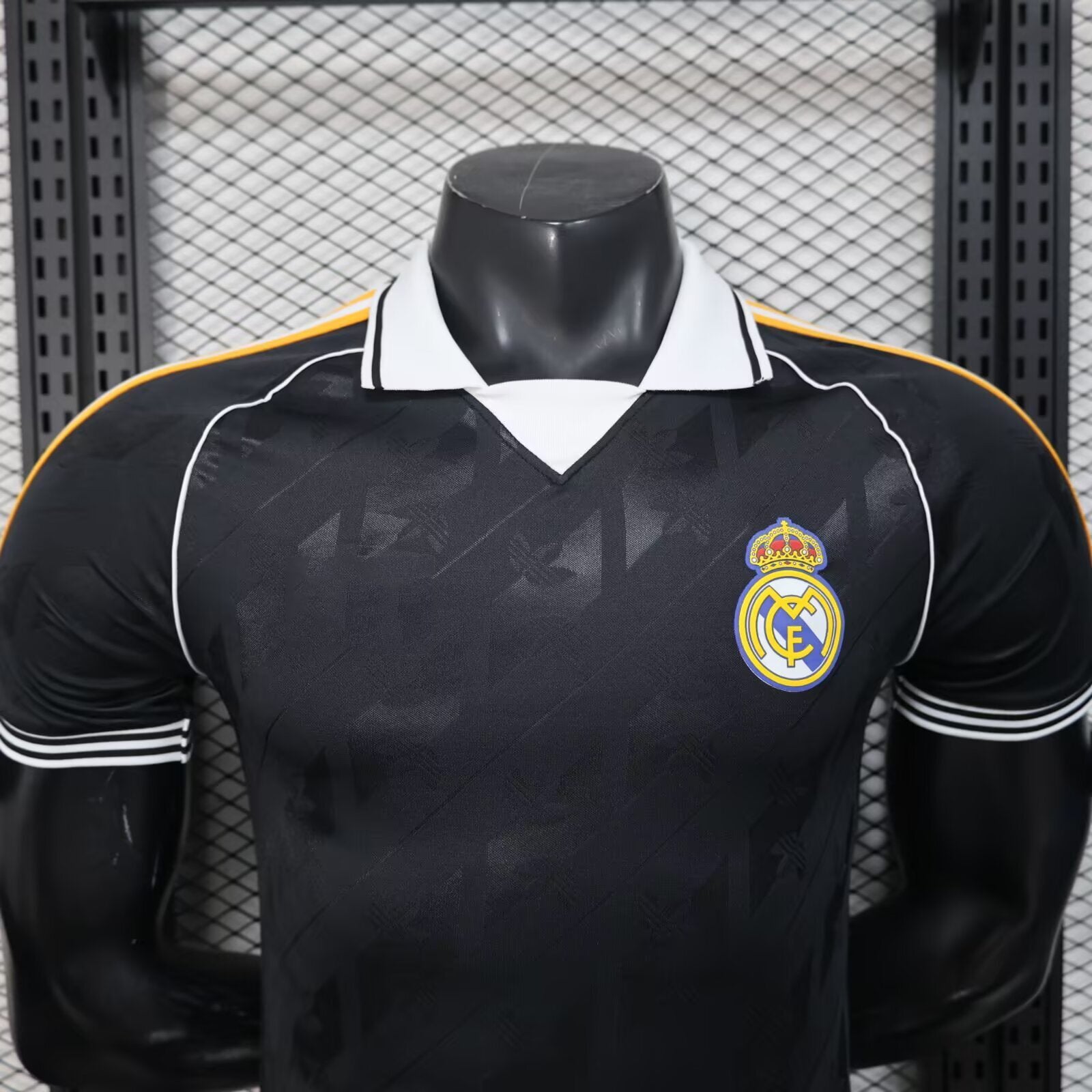 2026-27 Real Madrid Black Polo Player Version