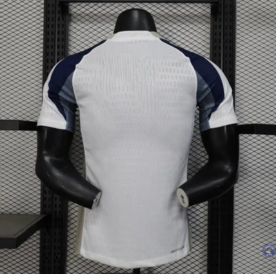 Tottenham 2025/26 Domicile